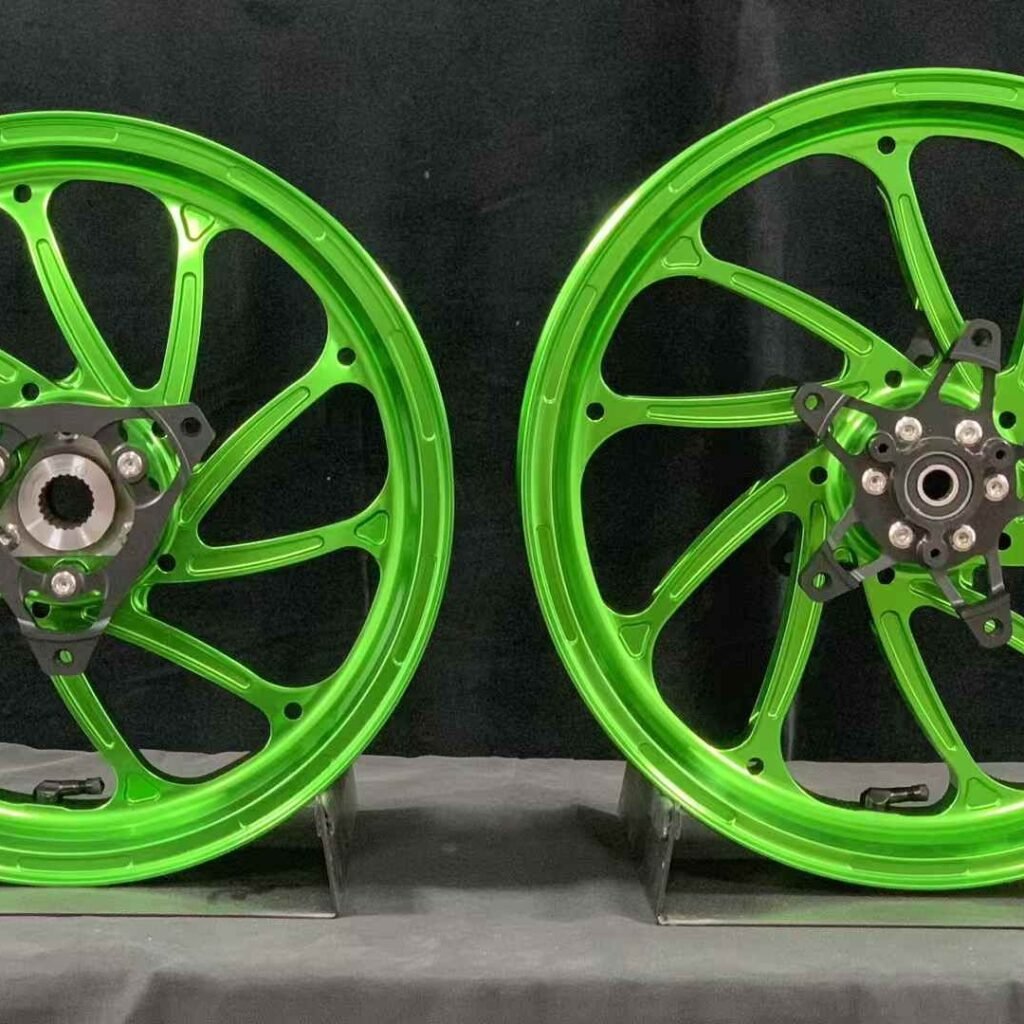 Green forged front and rear wheels with black hubs for Yamaha XMAX 300 scooter