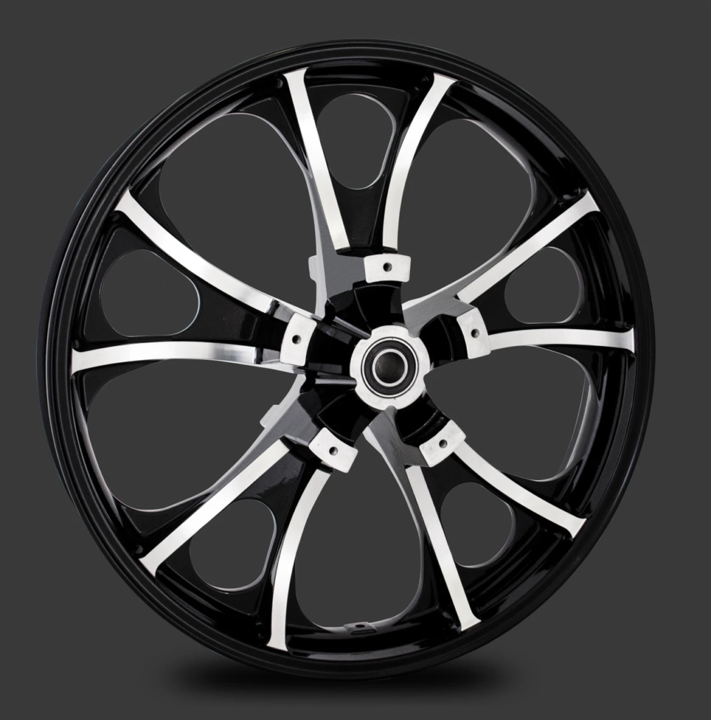 21-inch front wheel upgrade for Harley Street Glide custom touring build