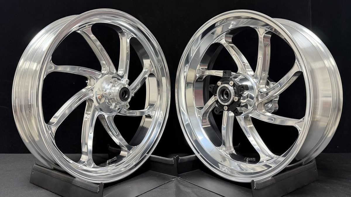 Polished forged wheel set for Aprilia RS 660 and Tuono 660