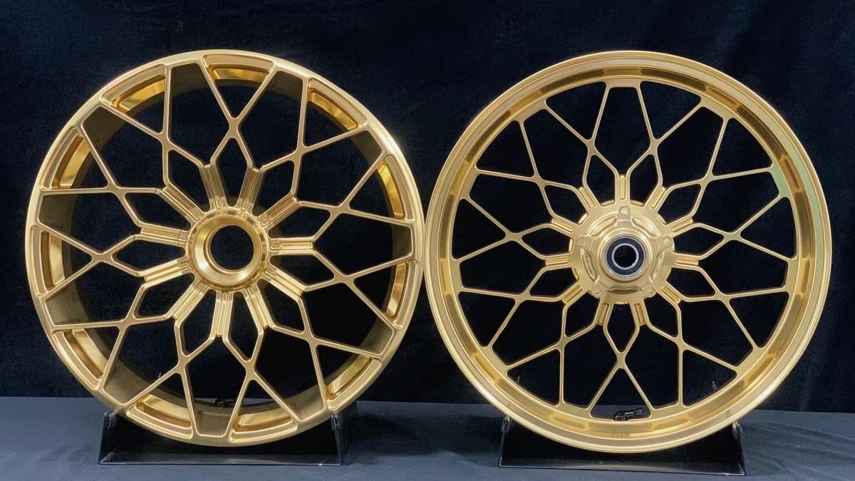 Gold flower-pattern forged wheel set for MV Agusta